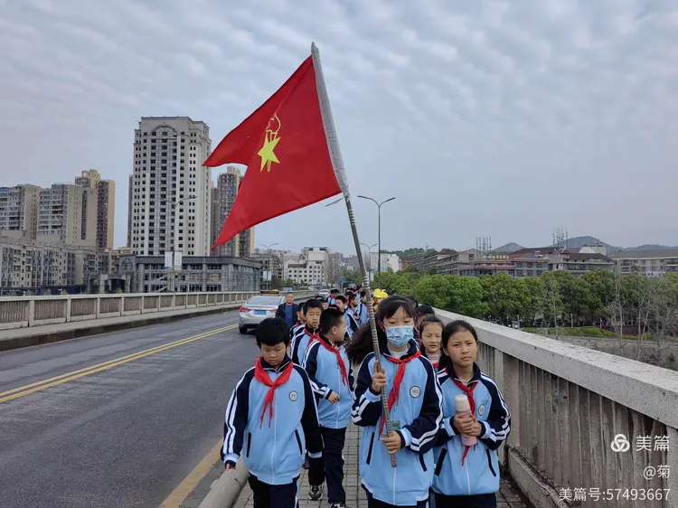 缅怀革命先烈,争做时代新人